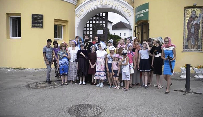 Московских школьников познакомили с историческими достопримечательностями Калужской области