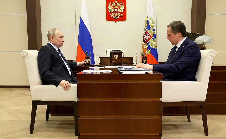 24 января 2023 года. Московская область, Ново-Огарёво. Встреча Президента России Владимира Путина с губернатором Белгородской области Вячеславом Гладковым. Фото: kremlin.ru
