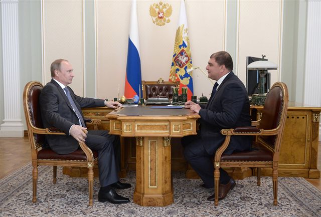 Глава региона Вадим Потомский доложил Владимиру Путину об инициативах возрождения экономики Орловской области