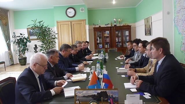 делегацию компании «Сименс»
