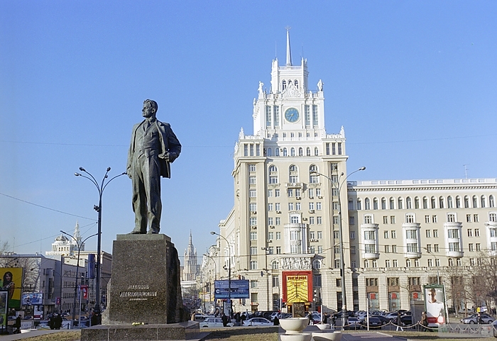 Триумфальная площадь