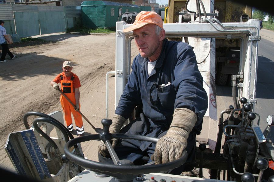 Вадим Потомский: «Все дорожные работы в регионе должны быть завершены строго в срок»